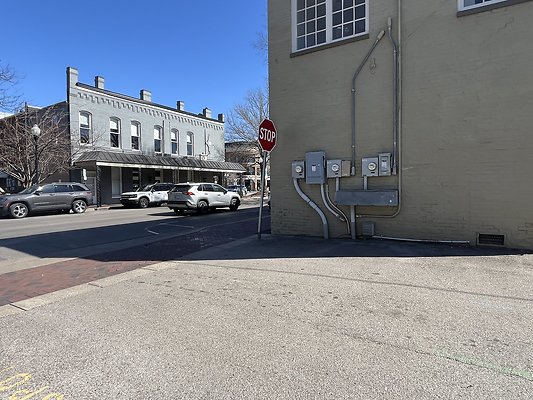 BETWEEN 3RD AVE N AND 4TH AVE N