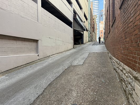 ST CLOUD ALLEY OFF COMMERCE TO CHURCH