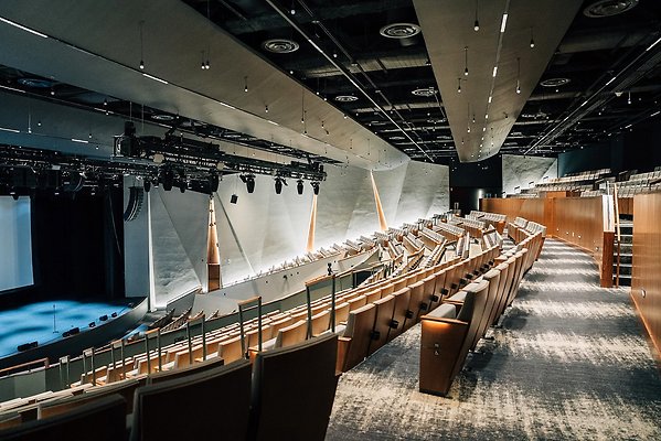 LOCATION STOCK PHOTOS